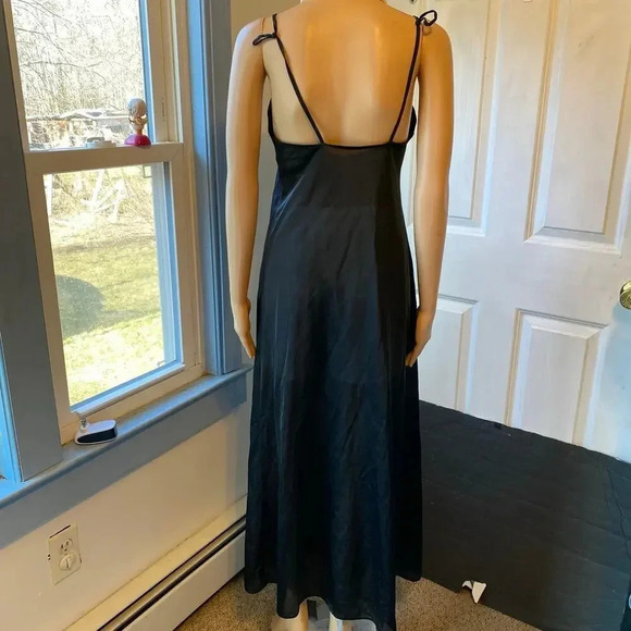 VTG Nylon Style 67970 Black Elegant Hot Sexy Maxi Nightgown Robe Women Size S - Picture 6 of 9